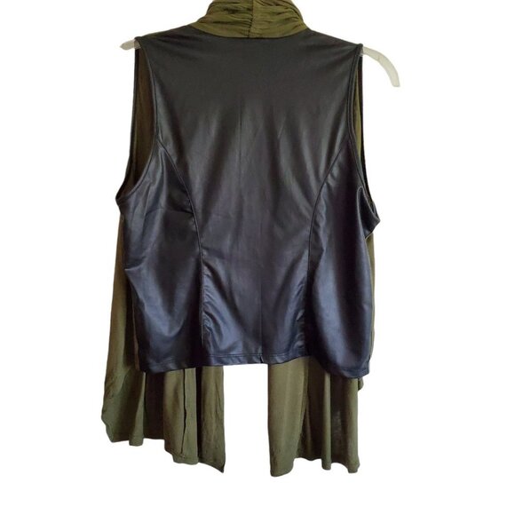 Open Water Fall Cardigan Vest in Olive Green - Picture 2 of 9
